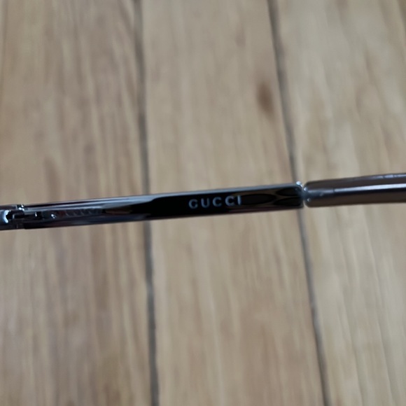 Authentic Gucci Mirror Aviator Sunglasses - Picture 5 of 9